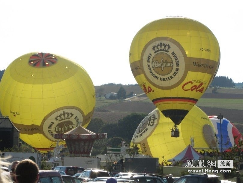 实拍精彩壮观的德国热气球节