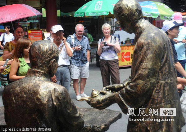 上海豫园中国日豫园“非遗文化节”开幕 