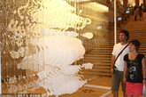 2011年9月8日，为期3天的2011上海艺术博览会国际当代艺术展在上海展览中心揭幕，展出了中外约100家艺术工作室、画廊等机构400名艺术家、作者的绘画、摄影、雕塑、装置等类上千件作品，吸引了业内外人士，同时，在室外还展出了赞助者保时捷的新车。