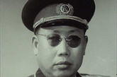     建国后，李作鹏任副总参谋长兼海军第一政委。1969年，在中共党的第九届代表大会上，他还当选中央政治局委员，同时还被选为中央军委委员。
