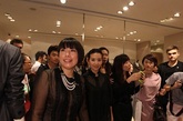 《VOGUE 服饰与美容》编辑总监 Angelica Cheung 与董洁共同亮相 MaxMara 店铺