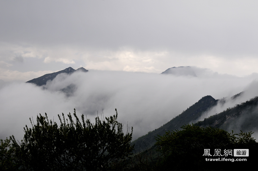 畅游牛背山上的云瀑 推荐顶级行色之旅