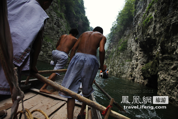 探神农溪船夫 水上讨生活风骨犹存