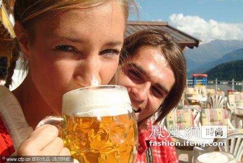 德国啤酒花园 苦中带甜的美酒享受