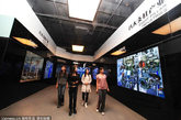 2011年9月21日，天津，世博会天津馆落户天津滨海航母主题公园。天津八大支柱产业展区。