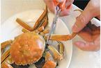 真人示范：10步图解正宗吃蟹方法