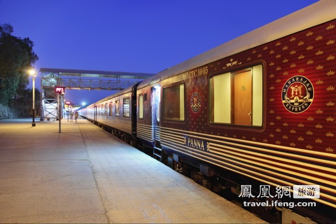 印度也有不拥挤的火车 实录奢华皇宫列车