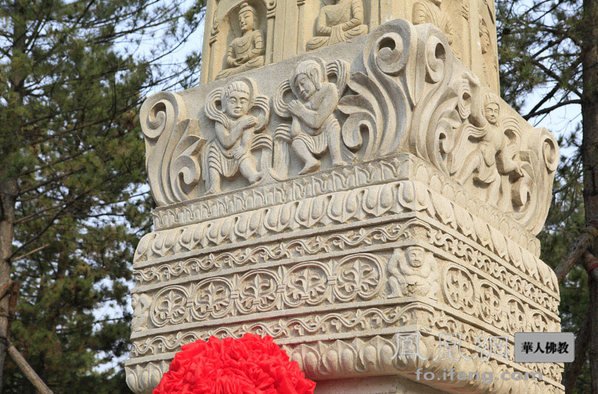 山堂水殿 缀目新眺大同灵岩寺