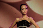 姓名：李晓雪，
身高：171，

体重：49kg，

三围：80   61   88，

获奖经历：第51届国际小姐优秀选手
