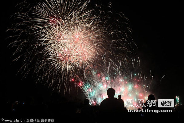 上海国际音乐烟花节在浦东世纪公园开幕