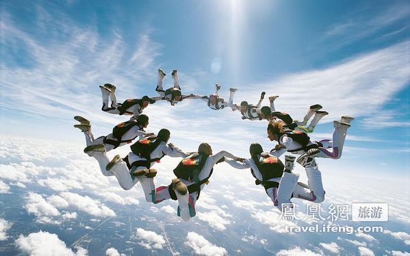 极限运动大比拼 滑雪冲浪跳伞寻求刺激之旅