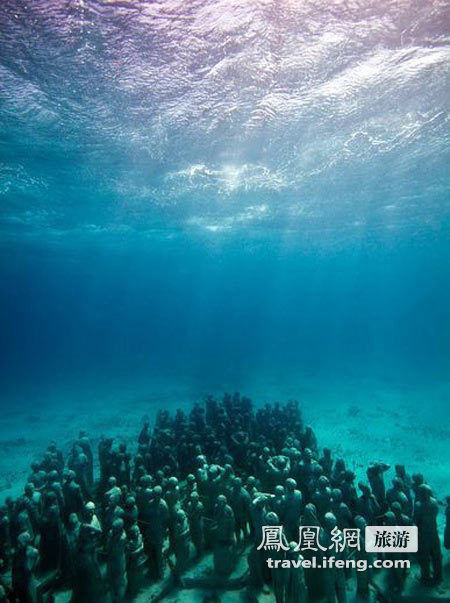 深入海底探秘最神奇的海底雕塑博物馆