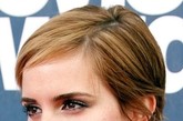 艾玛·沃特森 (Emma Watson) 妆后，星味倍增，女生气质也迷人。