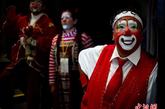 第16届拉丁美洲小丑大会开幕式在墨西哥城举行，来自秘鲁、伯利兹、尼加拉瓜、洪都拉斯、危地马拉的500多名小丑参加了此次大会。大会将持续到10月20日结束。

第16届拉丁美洲小丑大会开幕式在墨西哥城举行，来自秘鲁、伯利兹、尼加拉瓜、洪都拉斯、危地马拉的500多名小丑参加了此次大会。大会将持续到10月20日结束。

