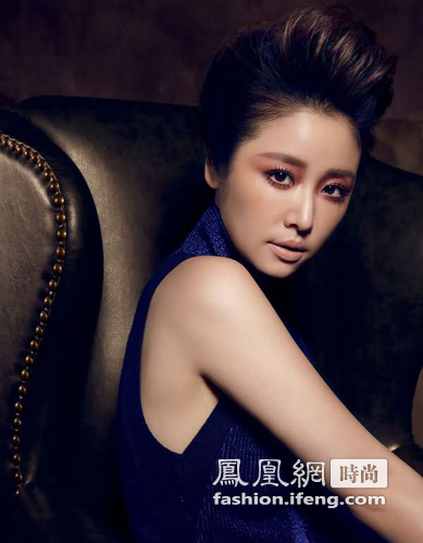 杨钰莹40岁身材依旧 盘点70后身材最棒的10位女星