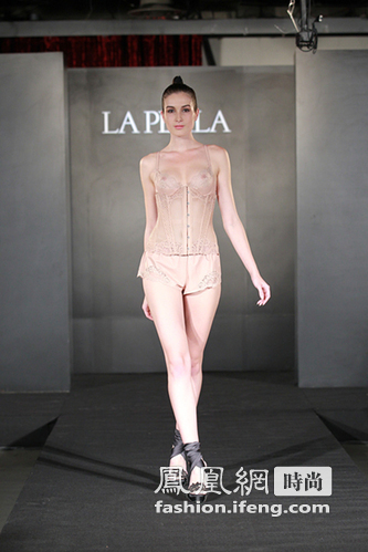 La Perla 2012春夏时尚盛宴 JPG限量版发布