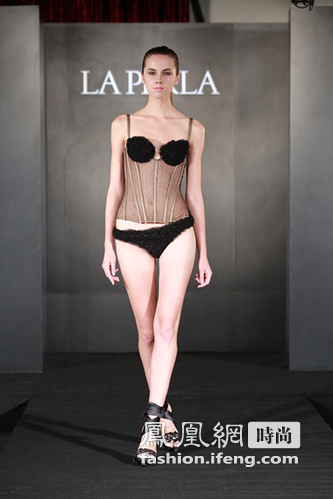 La Perla 2012春夏时尚盛宴 JPG限量版发布