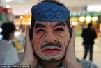 万圣节临近 “卡扎菲”面具受青睐