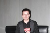 VLOV设计师吴青青接受凤凰时尚的独家专访。