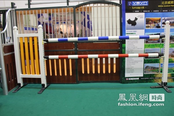 2011中国国际马业展览会超有型的马具用品