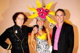 英国伦敦，Tracy Rose帽饰展览派对。百变造型创意无限。