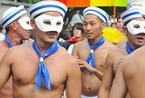 台北举办亚洲最大同性恋游行 场面壮观