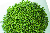 绿豆——有助于排泄体内毒物 民间素有“绿豆汤解百毒”之说。现代医学研究证明，绿豆含有帮助排泄体内毒物，加速新陈代谢的物质，能有效抵抗各种污染，包括电磁污染。

