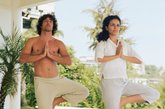 世界著名私人教练马丁·费弗指出，练习瑜伽能让你的肢体足够灵活，并拥有足够的力量，与性爱的另一方更好地契合！