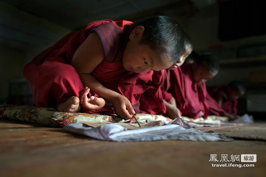 世界上最幸福国度不丹 记录国王低调婚礼