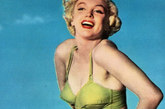 玛丽莲-梦露 (Marilyn Monroe)是美国20世纪最著名的电影女演员之一。她动人的表演风格和正值盛年的殒落，成为影迷心中永远的性感女神性感符号和流行文化的代表性人物。