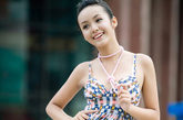 年仅12岁的越南美少女嫩模Hoang Bao Tran Le成为网络红人。

