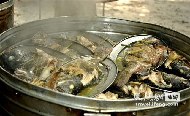 霸气外露的乡村喜宴 这种排场你hold住吗