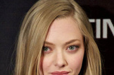 人气女星Amanda Seyfried的柔软金发令许多女孩向往，仿佛从童话故事里走出来的公主一般，纯真无暇。 