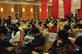 “视线”第6期：对话严歌苓，凤凰网文化“视线”栏目与中国政法大学合作推出严歌苓讲座，会场座无虚席。