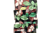 秋叶的颜色和形状图案的长巾。
缎条绡（100%桑蚕丝）品牌：玛丽亚·古琦 零售价：   880元

