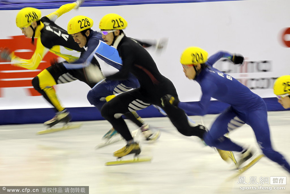 2012冬运会短道速滑男子1000米宋伟龙夺金[高清大图]