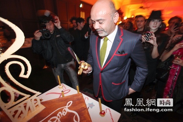 Christian Louboutin驾临中国 首间大陆店开业