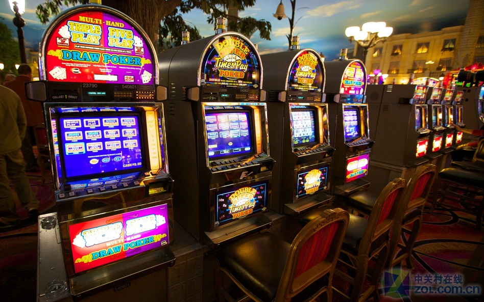 ces2012:声色犬马的拉斯维加斯夜生活