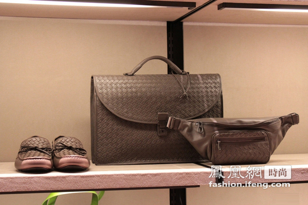 Bottega Veneta 2012春夏男装：汇彩奢华的低调