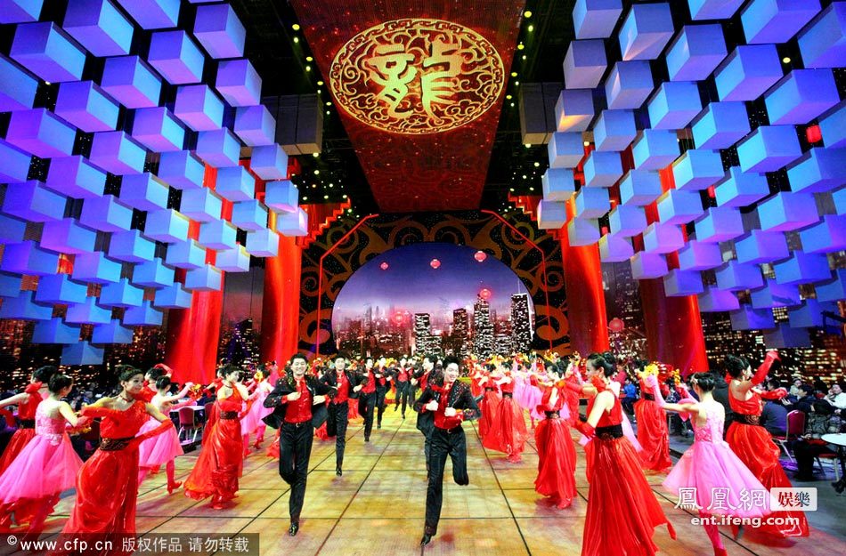 龙年央视春节联欢晚会节目图片[高清大图]