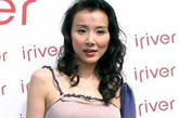 台湾女星萧蔷的整容史是有目共睹的，目前她的脸已经被摧残得明显歪掉了。