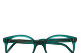 Cutler and Gross是由两位英国视光师Graham Cutler及Tony Gross在1971年所创办。他们在Knightsbridge开办了第一间手造眼镜的店铺，透过共同投入于创新设计，他们成功将眼镜由医学上的必须品变为潮流装饰指标革命的先锋。
