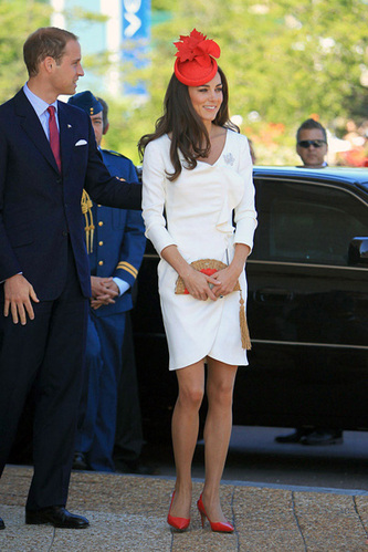 新一代时尚偶像 凯特王妃2011造型盘点 