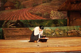 朝鲜大型歌剧《卖花姑娘》剧照