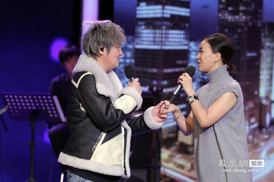 杨坤新专辑发布 孙楠那英祝其早日找到好归宿