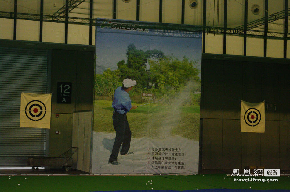 实拍南京国际旅游度假展览会各具特色展台