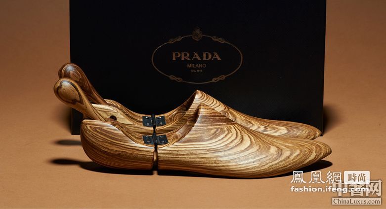 Prada“漫步米兰”男士鞋履 完美诠释经典摩登