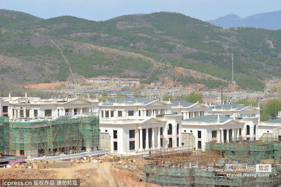 北京郊区现“史上最牛豪宅” 每栋售价过一亿