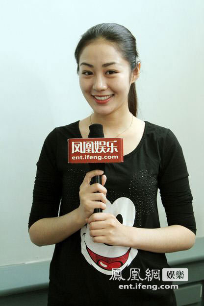 赵本山本色出演不是钱的事片场指导演员拍摄高清大图