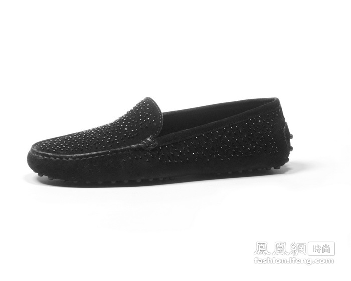 TOD’S推出新款限量版Gommino豆豆鞋